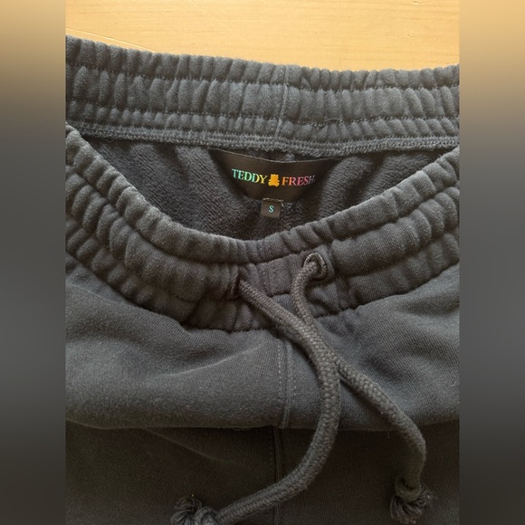 Teddy Fresh X Hila Klein Sweatpants - Picture 3 of 5